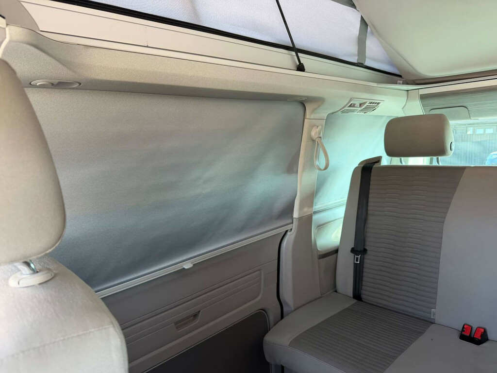 Volkswagen California Blue #17