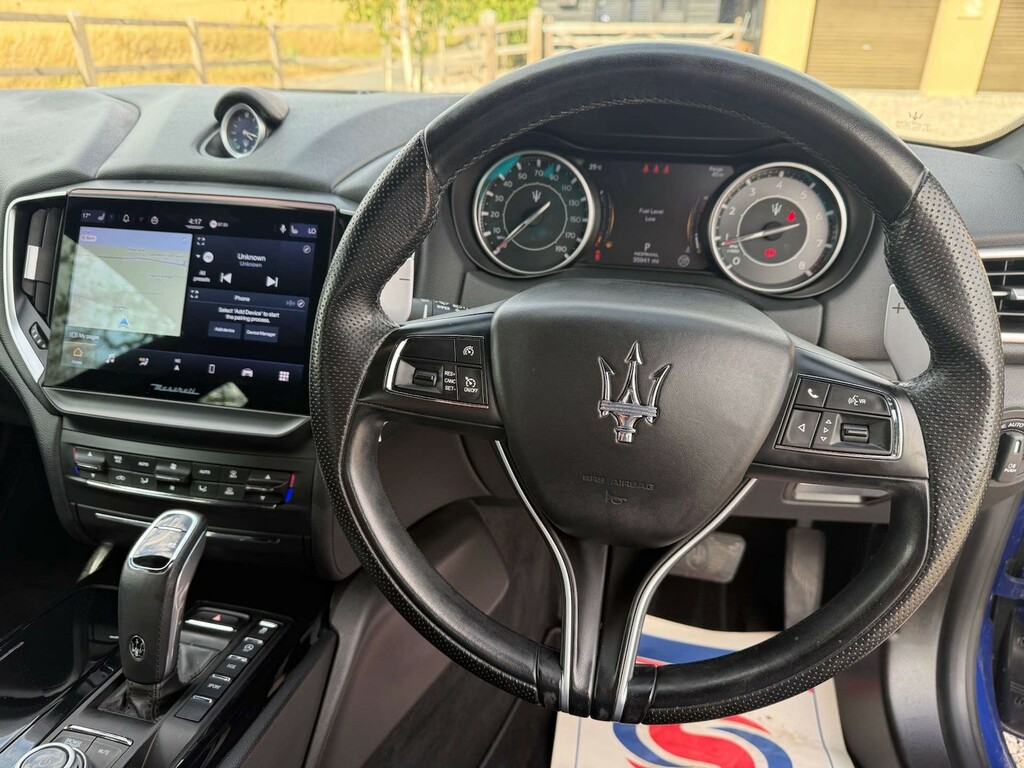 Maserati Ghibli Hybrid Gt Black #21