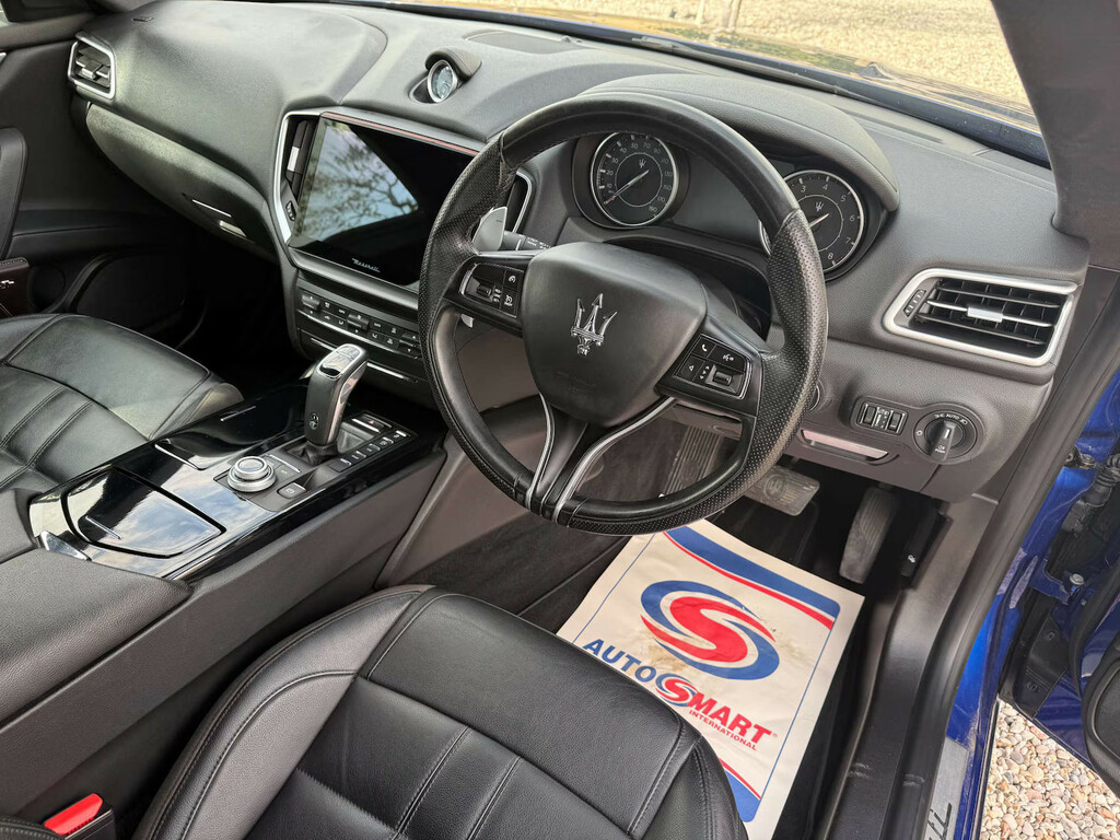 Maserati Ghibli Hybrid Gt Black #17