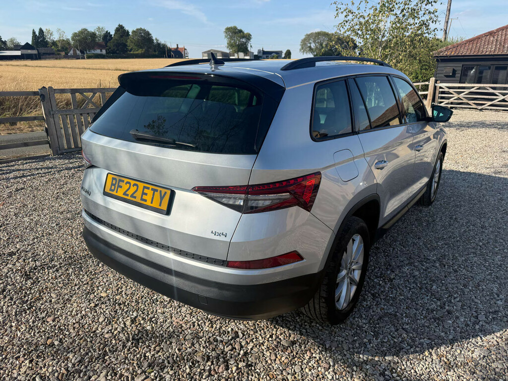 Skoda Kodiaq 2.0 Tdi Se 4X4 Dsg Estate Silver #4