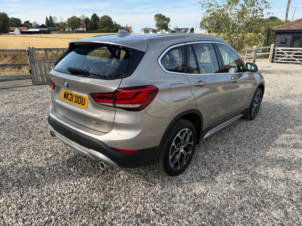 BMW X1 Sdrive 18D Xline Step Estate Silver #4