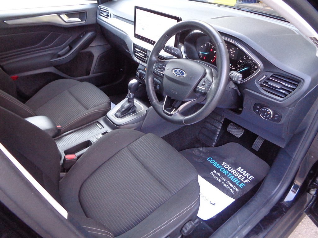 Ford Focus T Ecoboost Mhev Titanium Black #6