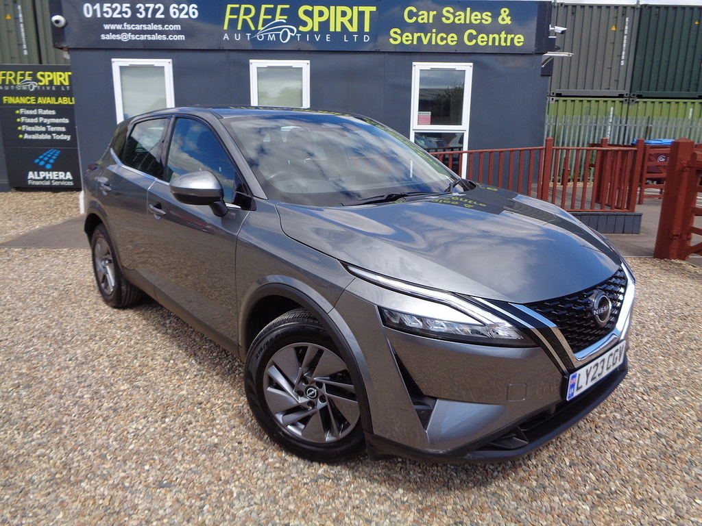 Nissan Qashqai Dig-t Mhev Acenta Premium Grey
