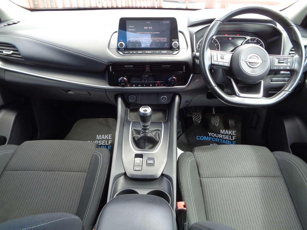 Nissan Qashqai Dig-t Mhev Acenta Premium Grey #3