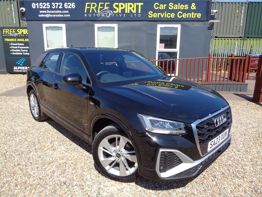 Audi Q2 Tfsi Cod S Line Black