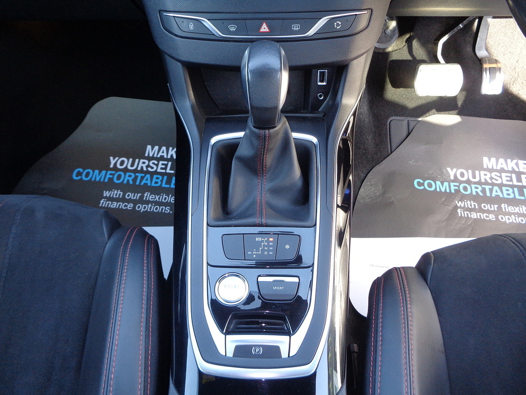 Peugeot 308 1.2 Puretech Allure Eat Euro 6 Ss Silver #15