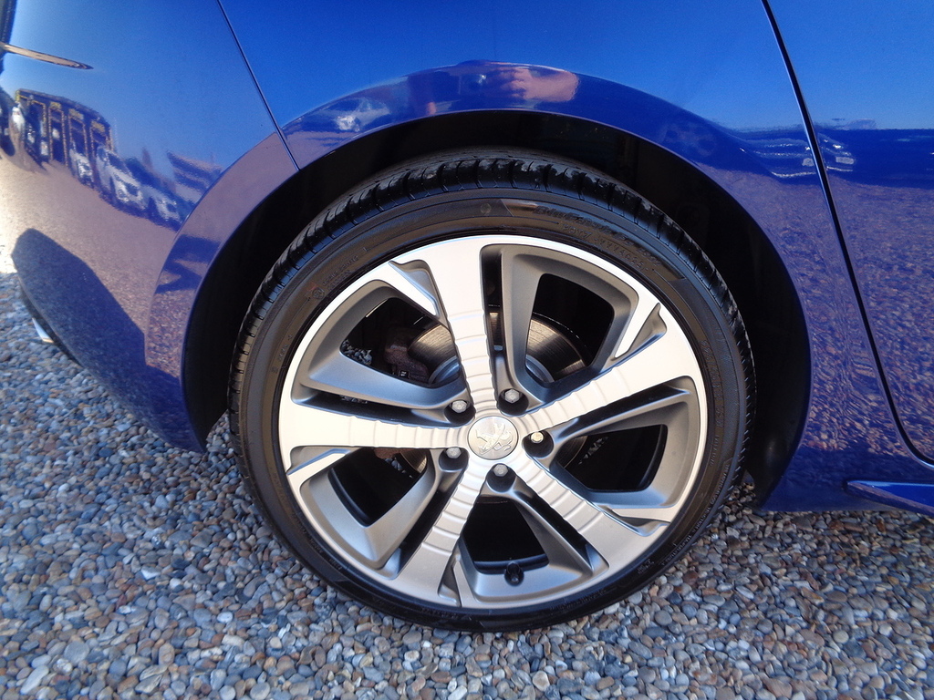 Peugeot 308 1.2 Puretech Allure Eat Euro 6 Ss Silver #31