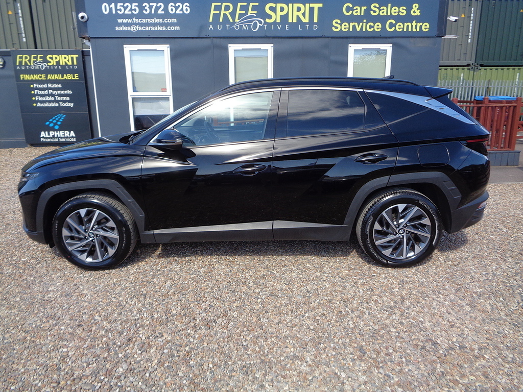 Hyundai Tucson T-gdi Premium Black #6