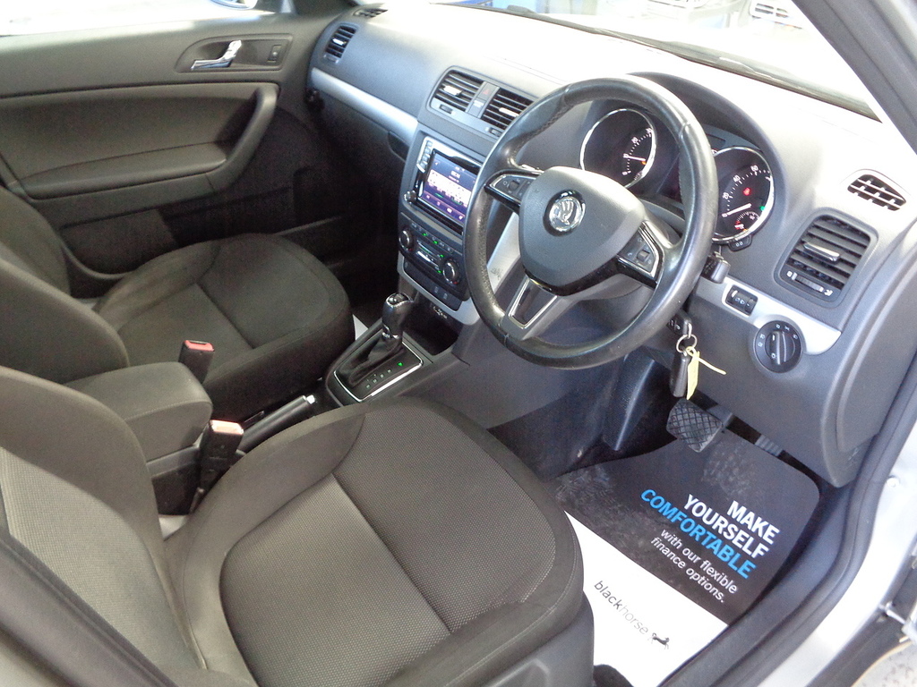 Skoda Yeti Se Beige #6