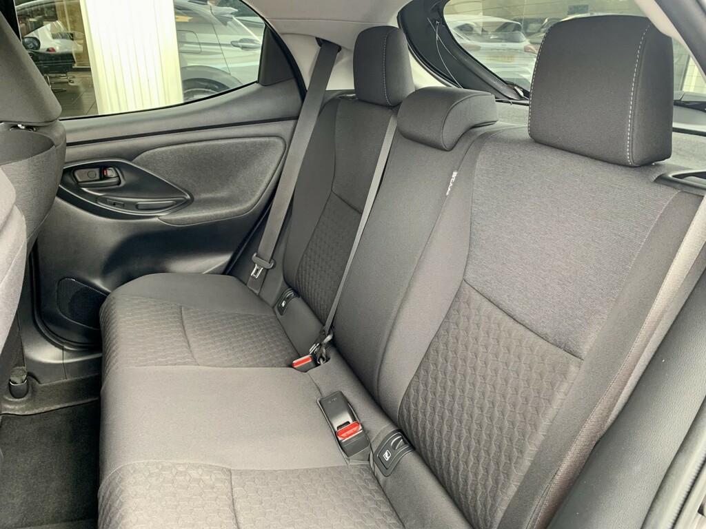 Toyota Yaris Cross Excel White #25