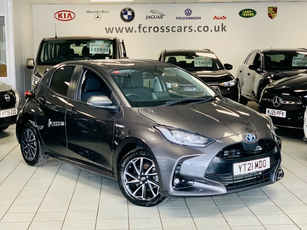 Toyota Yaris Cross 1.5 Vvt-h Design Grey