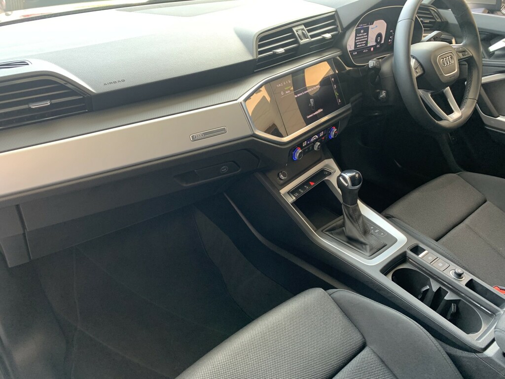 Audi Q3 1.5 Tfsi Cod 35 Sport Grey #2
