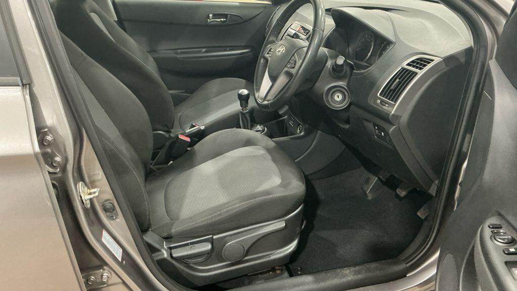Hyundai I20 1.2 Style Euro 5 White #7