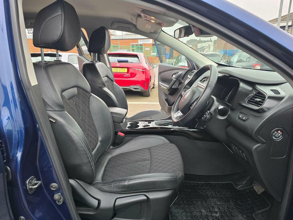 Renault Kadjar 1.3 Tce Iconic Euro 6 Ss White #17