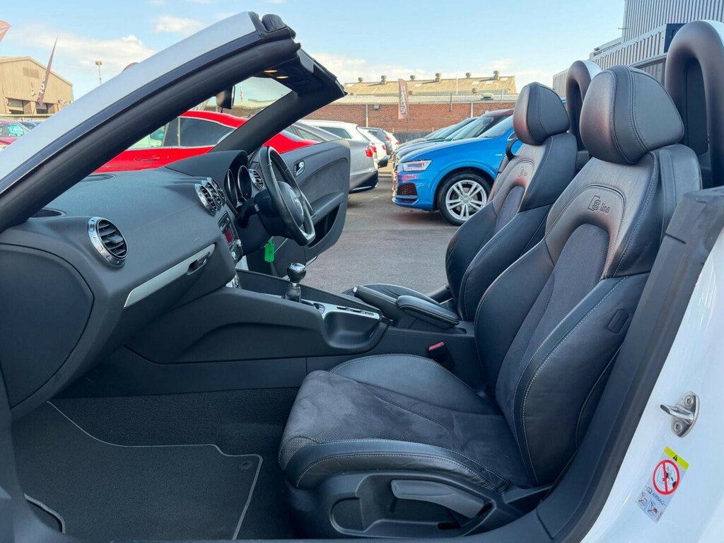 Audi TT 2.0 Tdi Black Edition Quattro Euro 5 White #24
