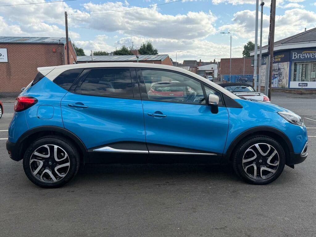 Renault Captur 1.2L Signature Nav Tce 117 Bhp White #12