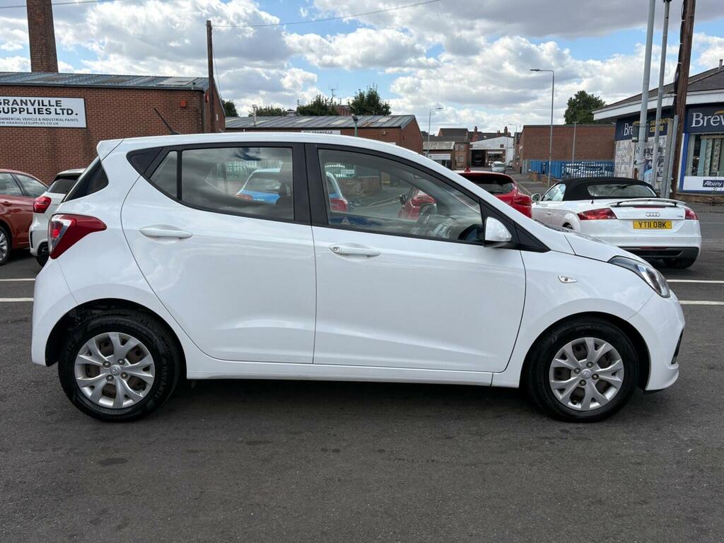 Hyundai I10 1.2 Se 86 Bhp Grey #9