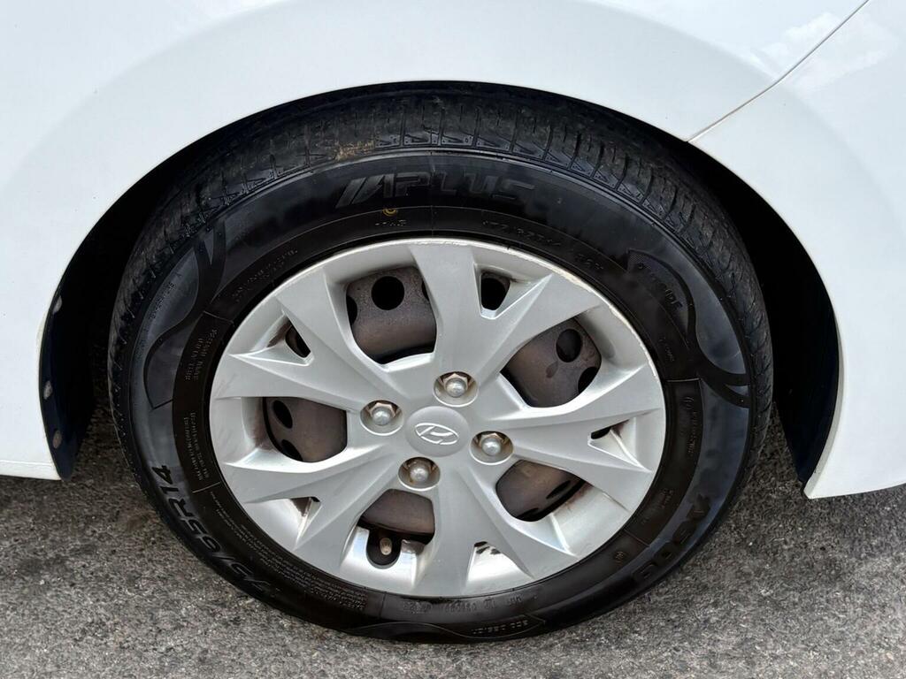 Hyundai I10 1.2 Se 86 Bhp Grey #28
