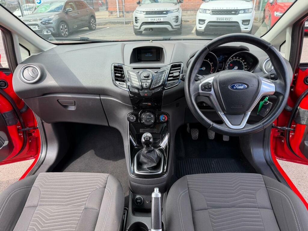 Ford Fiesta 1.25 Zetec Euro 5 Red #2