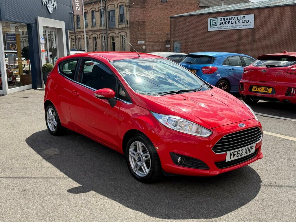 Ford Fiesta 1.25 Zetec Euro 5 Red #4