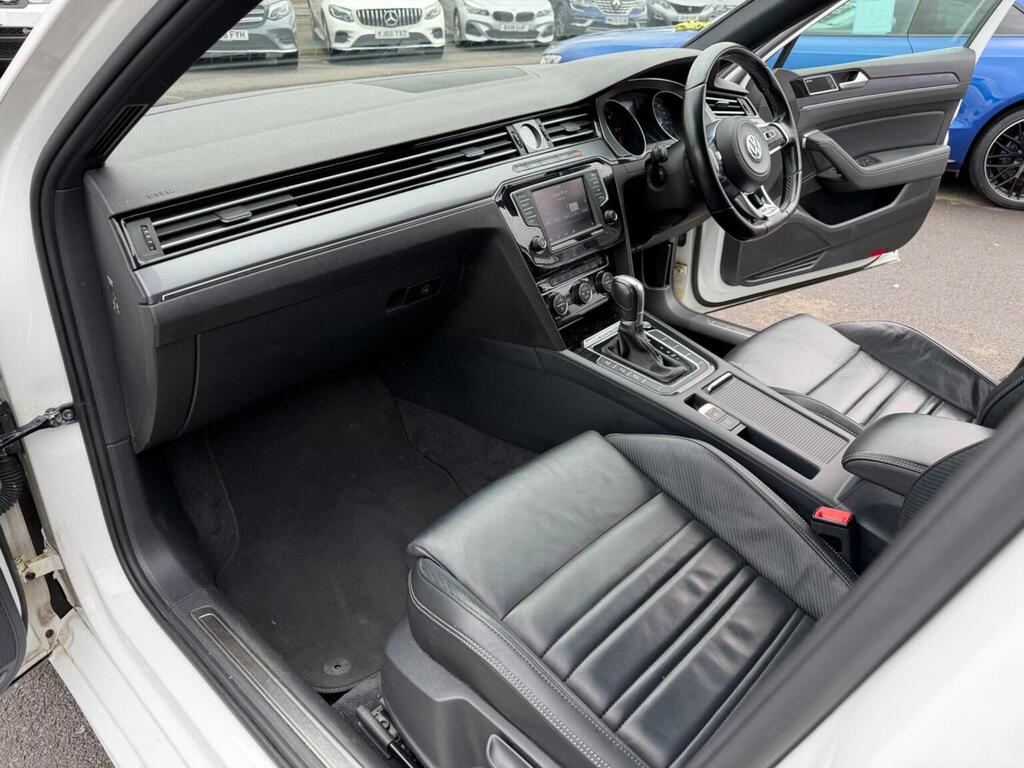 Volkswagen Passat 2.0L Se Business Tdi Bluemotion Technology 148 Grey #16