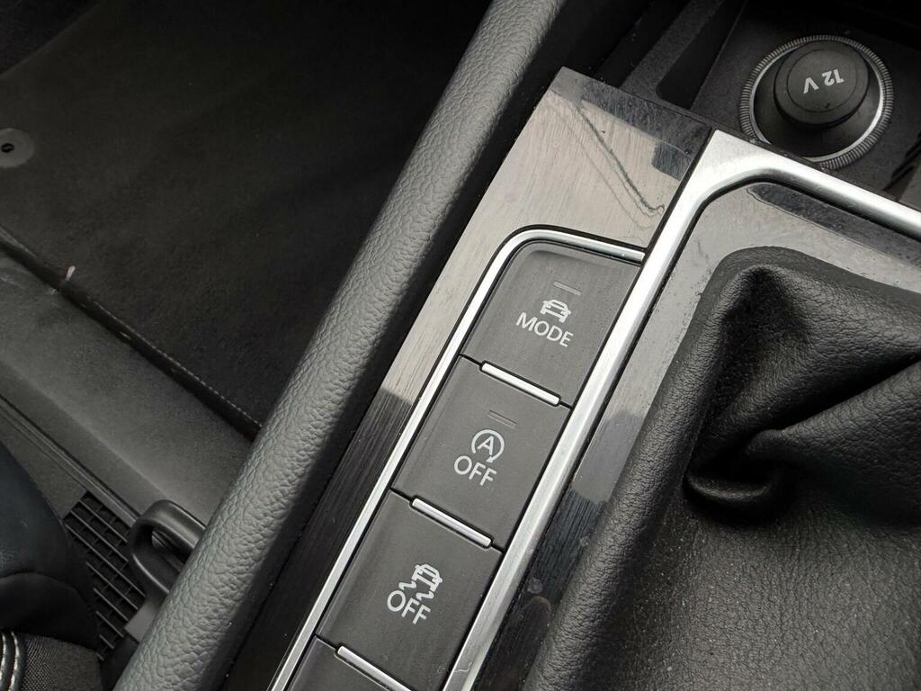 Volkswagen Passat 2.0L Se Business Tdi Bluemotion Technology 148 Grey #40