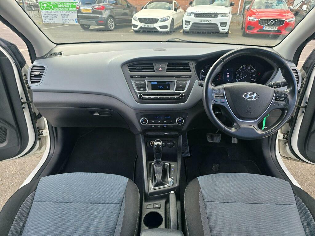Hyundai I20 1.4 Premium Euro 6 White #2