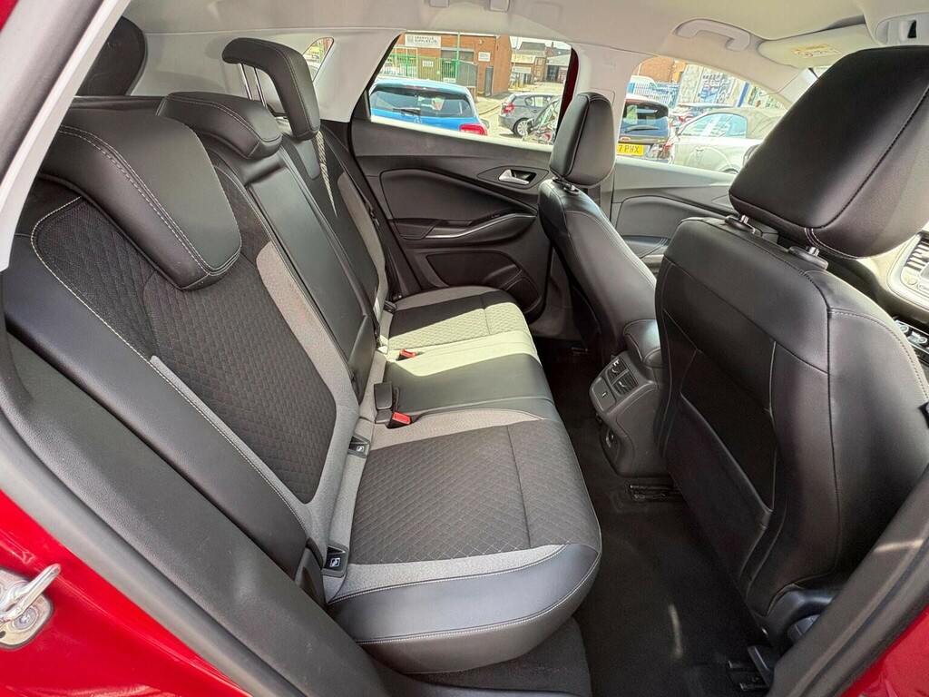 Vauxhall Grandland X Suv 1.5 Turbo D Sri Nav Euro 6 Ss 202070 Red #4
