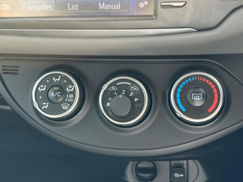 Toyota Yaris 1.33 Dual Vvt-i Icon Hatchback E Grey #19