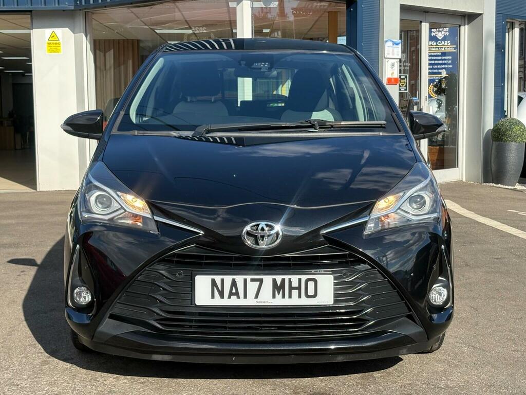 Toyota Yaris 1.5 Vvt-i Icon Tech Euro 6 Black #5