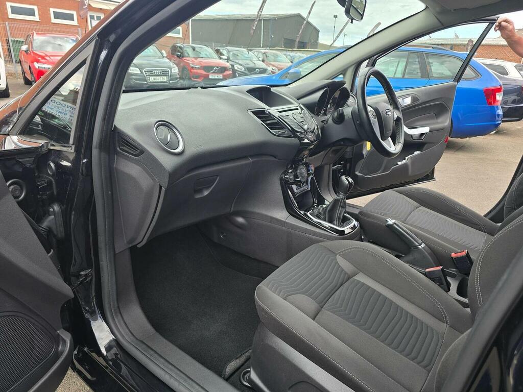Ford Fiesta 1.0T Ecoboost Zetec Black Edition Euro 6 Ss Black #4