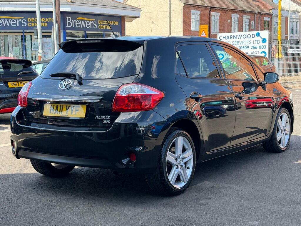 Toyota Auris 1.6 V-matic Sr Euro 5 Black #11