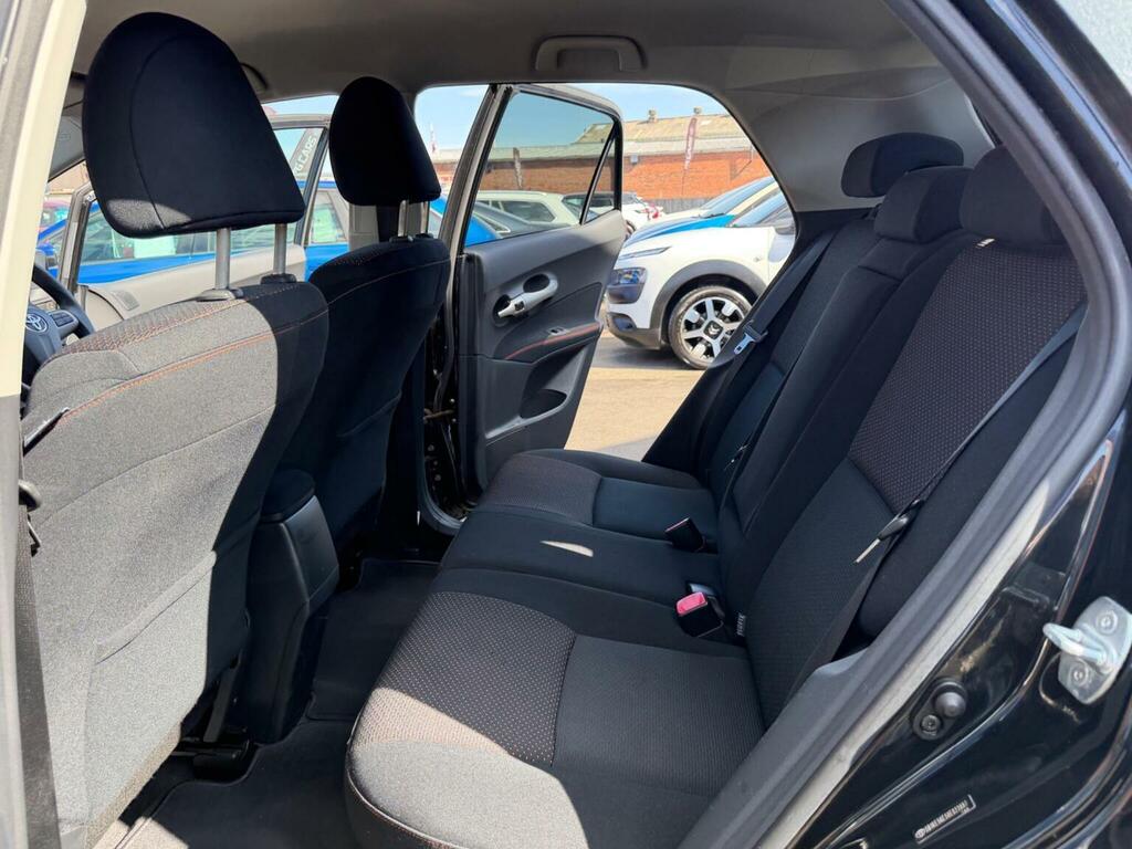Toyota Auris 1.6 V-matic Sr Euro 5 Black #18
