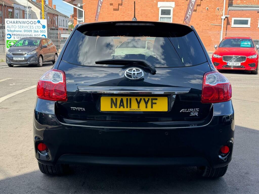 Toyota Auris 1.6 V-matic Sr Euro 5 Black #10