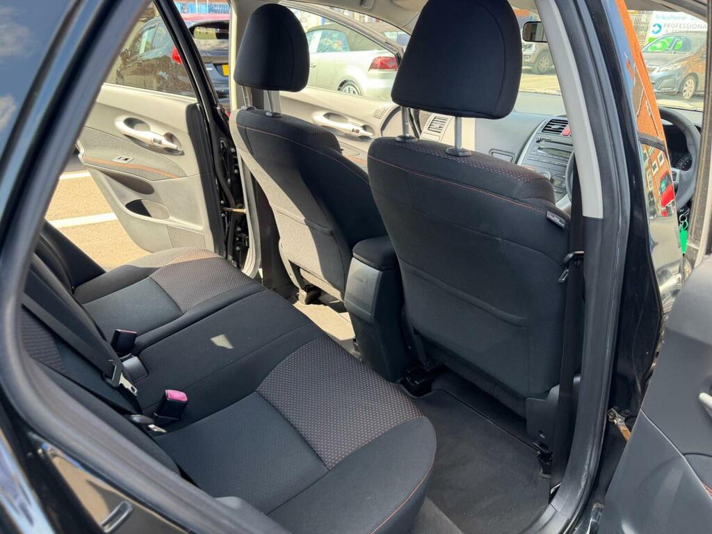 Toyota Auris 1.6 V-matic Sr Euro 5 Black #19