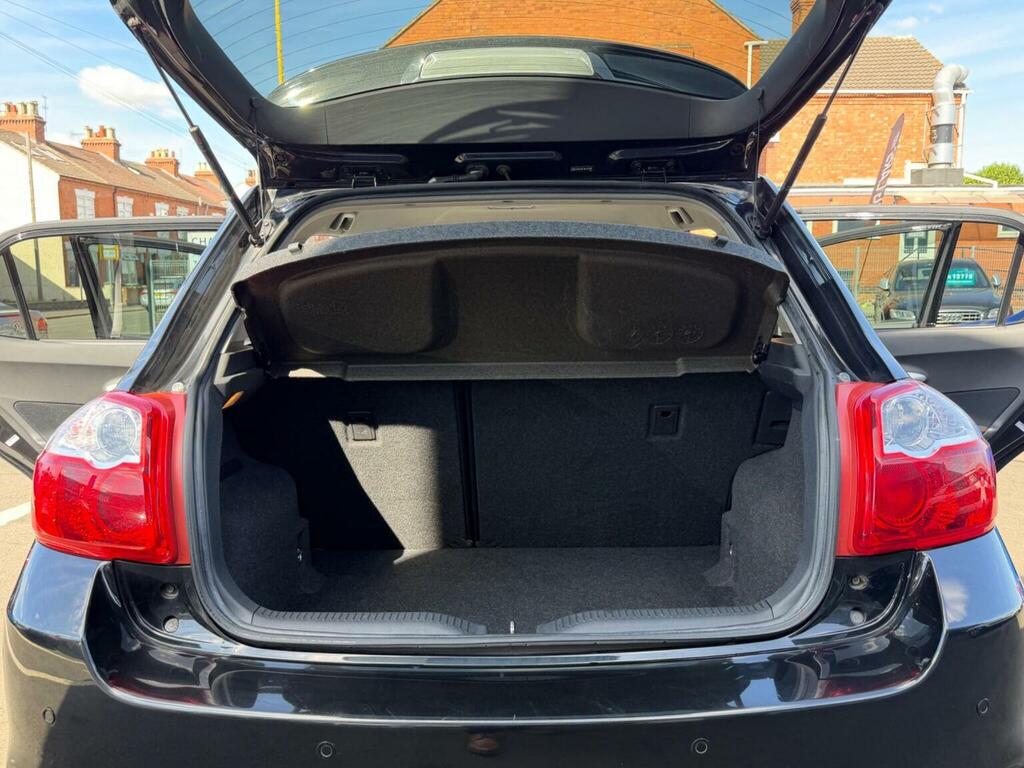 Toyota Auris 1.6 V-matic Sr Euro 5 Black #22