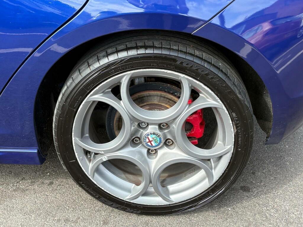 Alfa Romeo Giulietta 1.75 Tbi 240 Veloce Tct Black #32