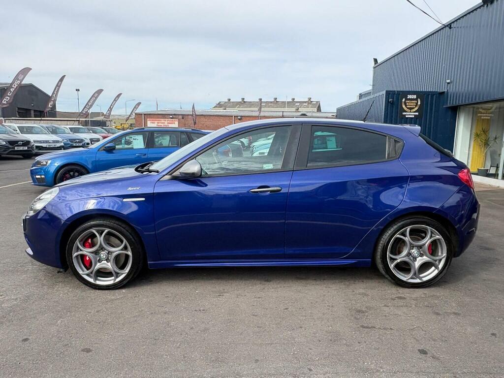 Alfa Romeo Giulietta 1.75 Tbi 240 Veloce Tct Black #8
