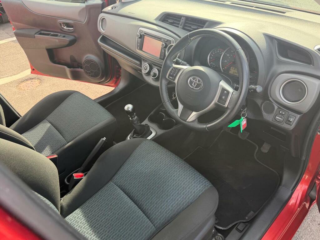 Toyota Yaris 1.33 Dual Vvt-i Tr Multidrive S Euro 5 #25