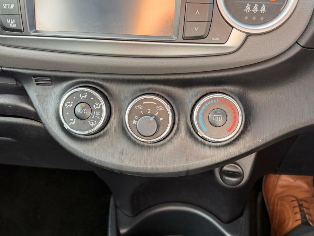 Toyota Yaris 1.33 Dual Vvt-i Tr Multidrive S Euro 5 #36