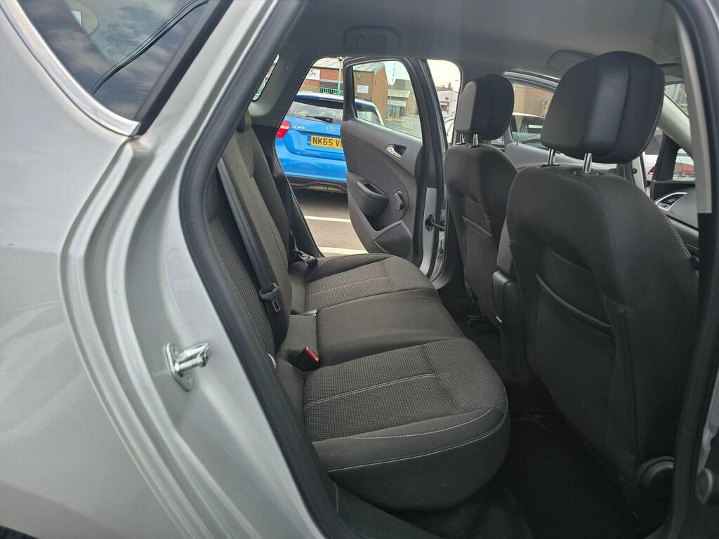 Vauxhall Astra 1.6 16V Sri Sports Tourer Euro 5 Green #18