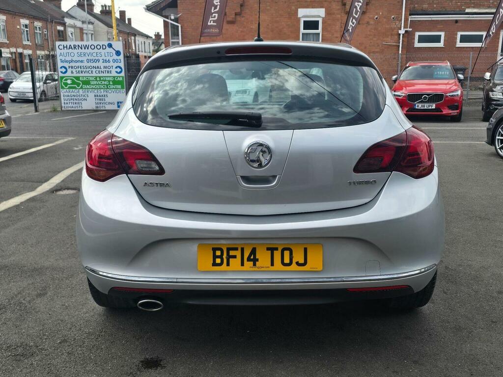 Vauxhall Astra 1.6 16V Sri Sports Tourer Euro 5 Green #12