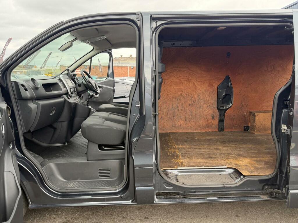 Renault Trafic 2.0 Dci Energy 30 Business Lwb Standard Roof Euro White #16