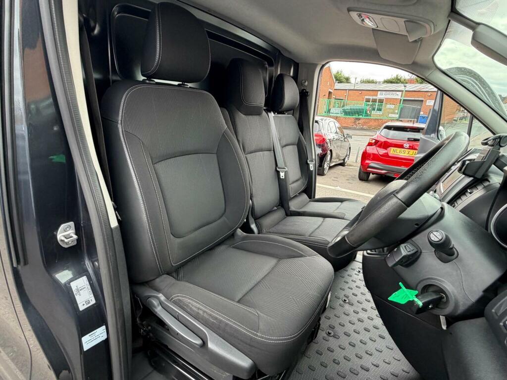 Renault Trafic 2.0 Dci Energy 30 Business Lwb Standard Roof Euro White #13