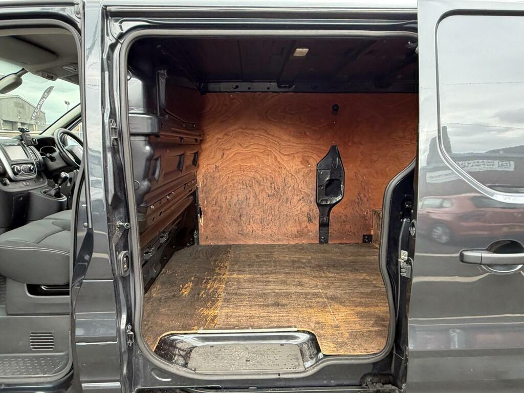 Renault Trafic 2.0 Dci Energy 30 Business Lwb Standard Roof Euro White #18