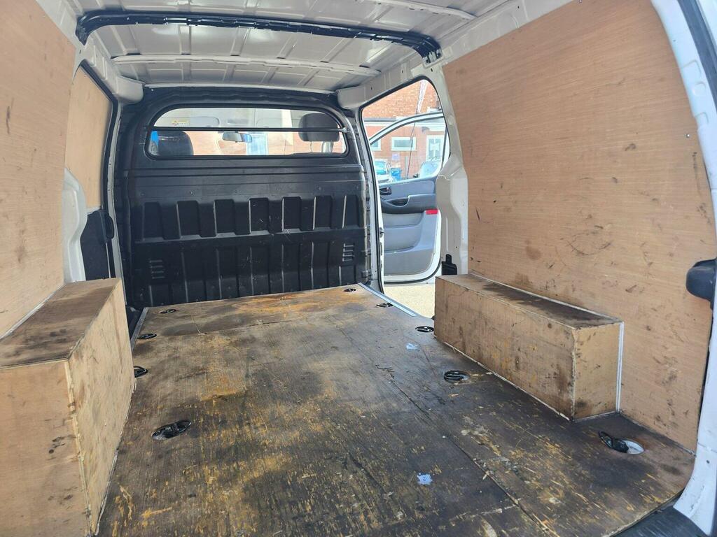 Hyundai iLoad 2.5Crdi Se 116Ps Tailgate Panel Van White #18