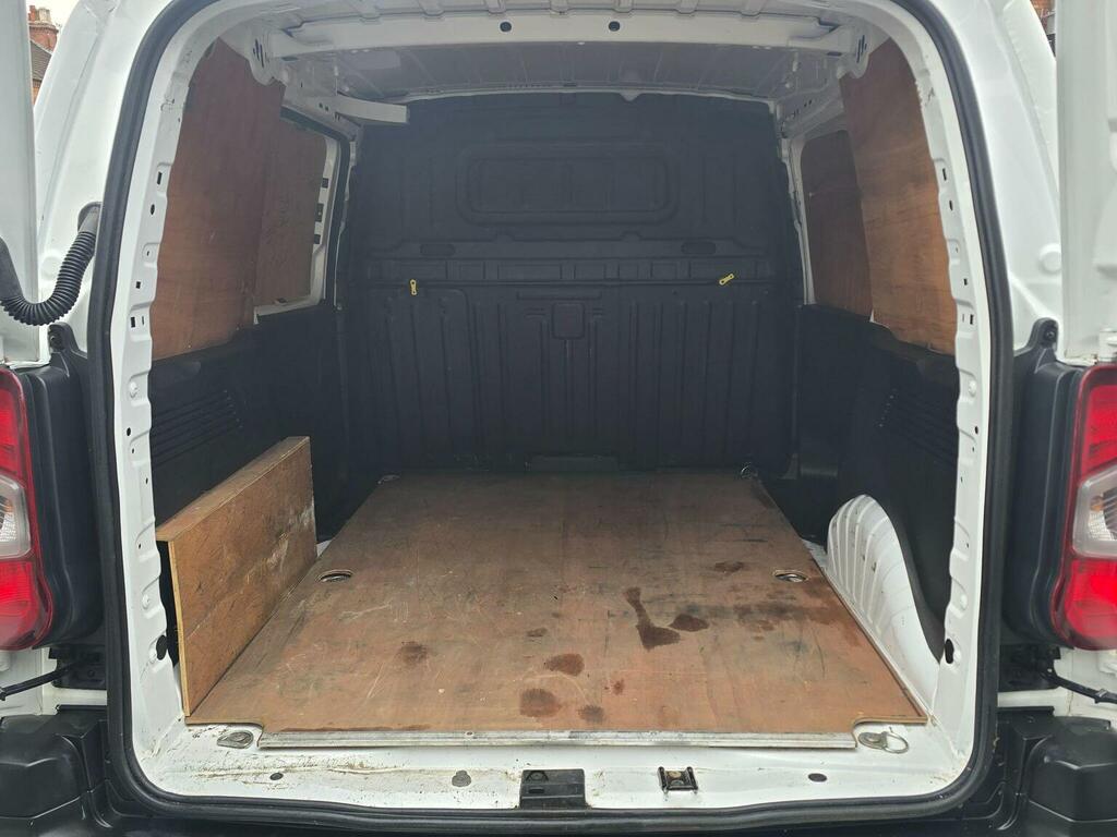 Peugeot Partner 1.5 Bluehdi 1000 Professional Standard Panel Van S White #4
