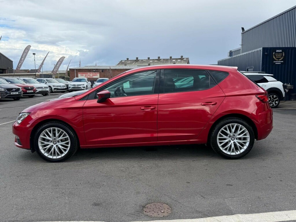 Seat Leon Hatchback 1.6 Tdi Se Dynamic Euro 6 Ss 201 LL69SWF Red #6