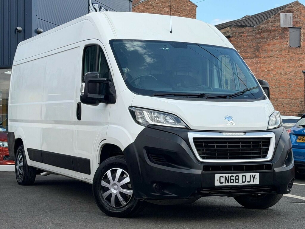 Peugeot Boxer Panel Van 2.0 Bluehdi 335 Professional L3 H2 Euro White