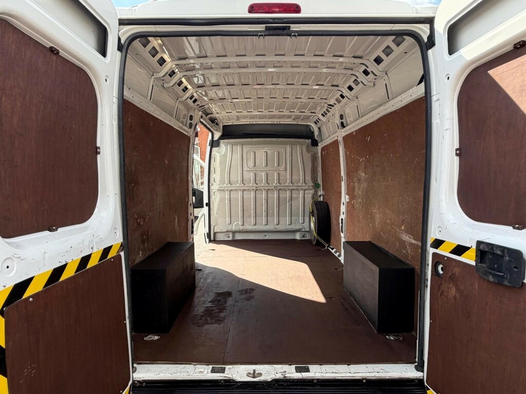 Peugeot Boxer Panel Van 2.0 Bluehdi 335 Professional L3 H2 Euro White #3